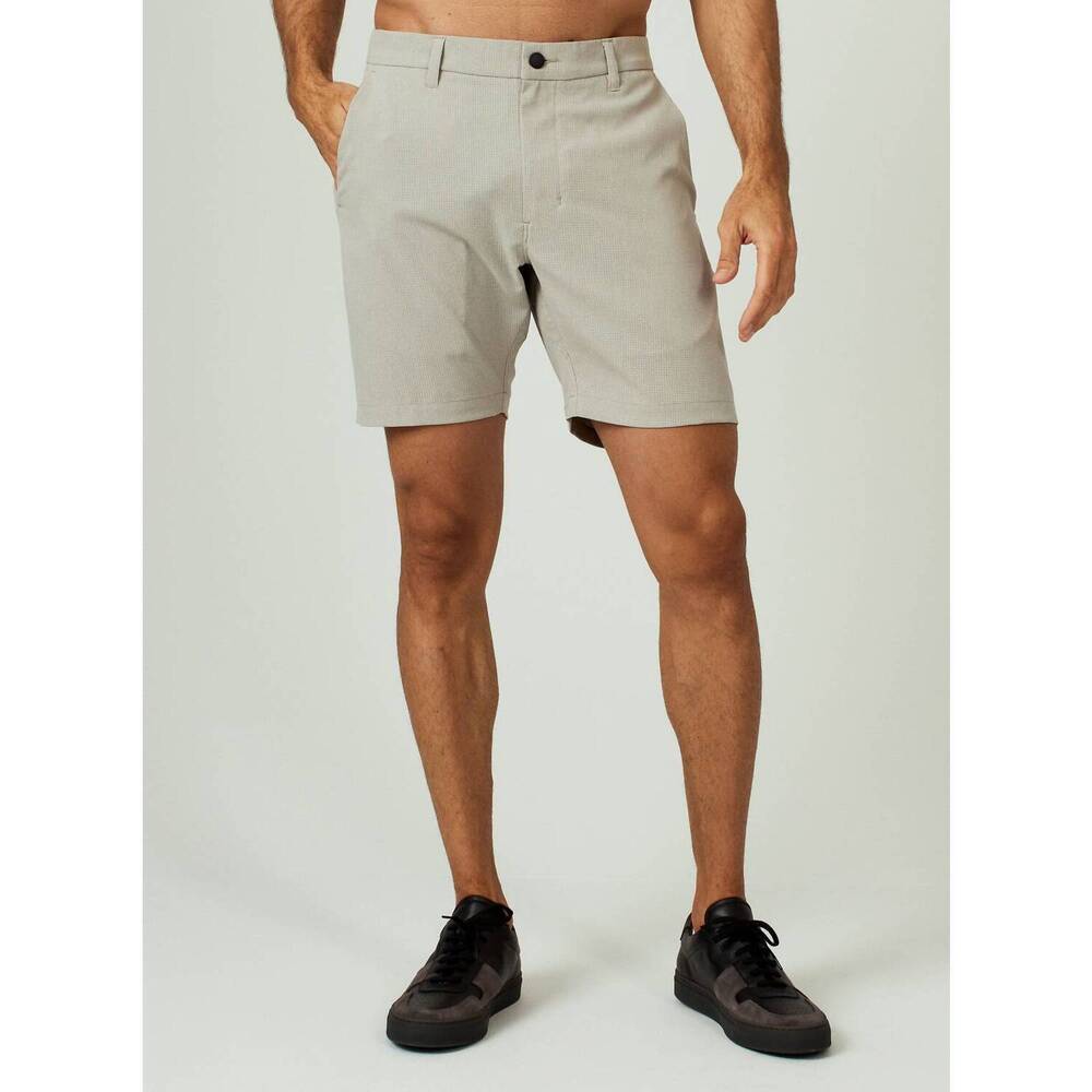 NEW 7DIAMONDS oxygenate 7" short in sand